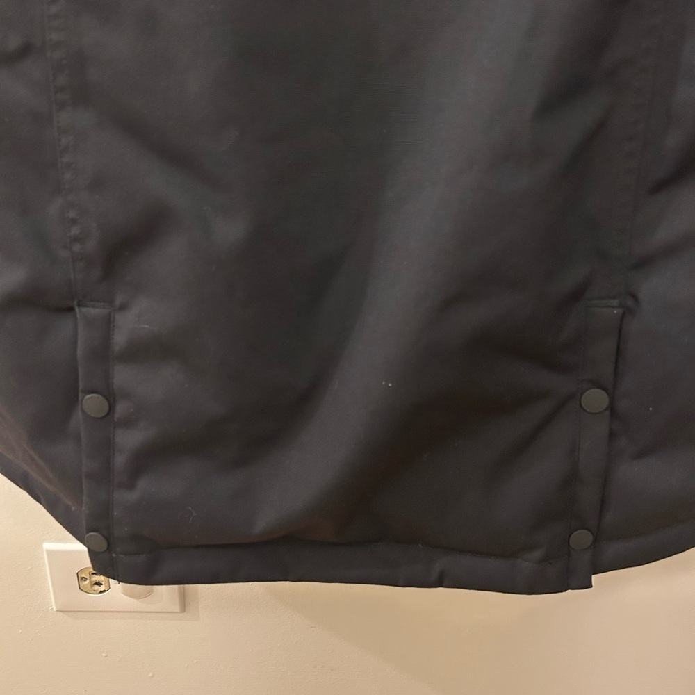 L.L. Bean Maine Mountain Parka - Picture 9 of 9